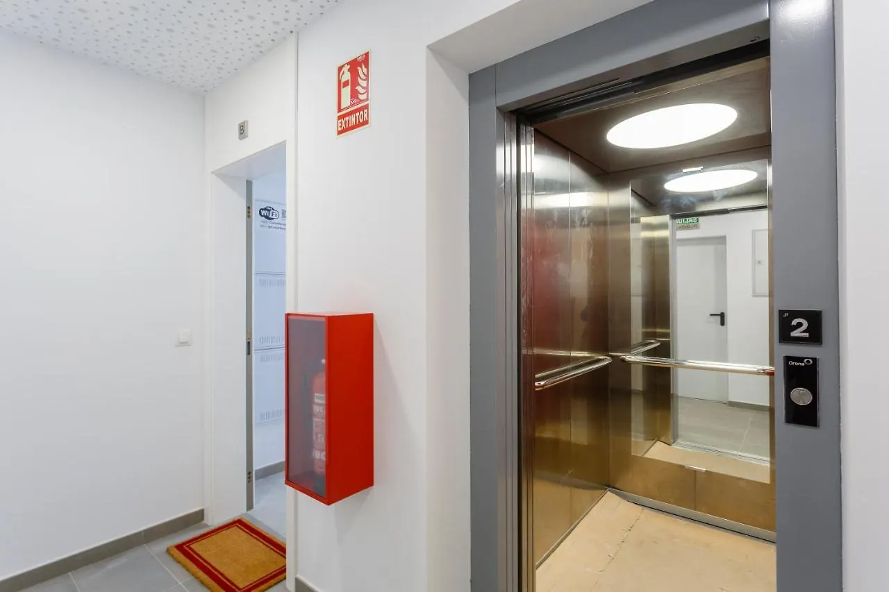 Poseidon Beach Apartment & Parking By Cadiz4Rentals