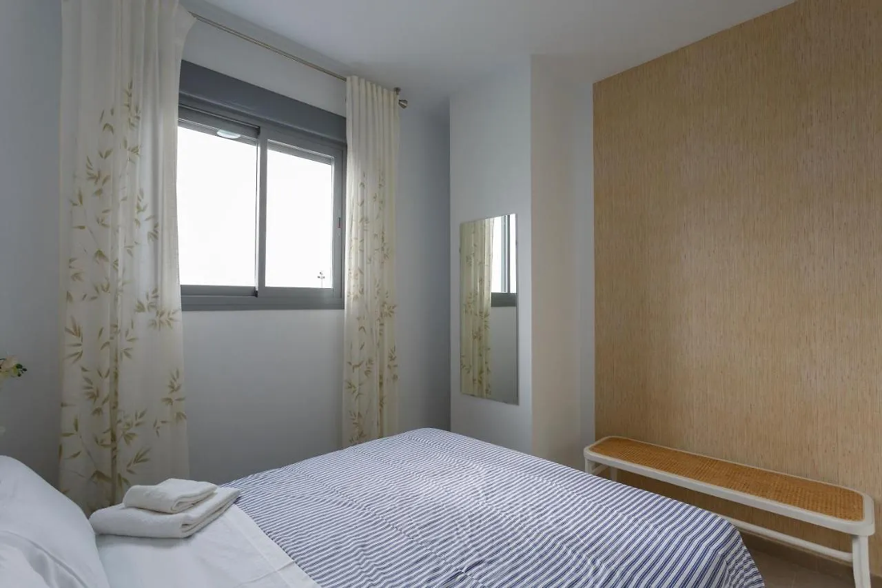 Poseidon Beach Apartment & Parking By Cadiz4Rentals  Cadix
